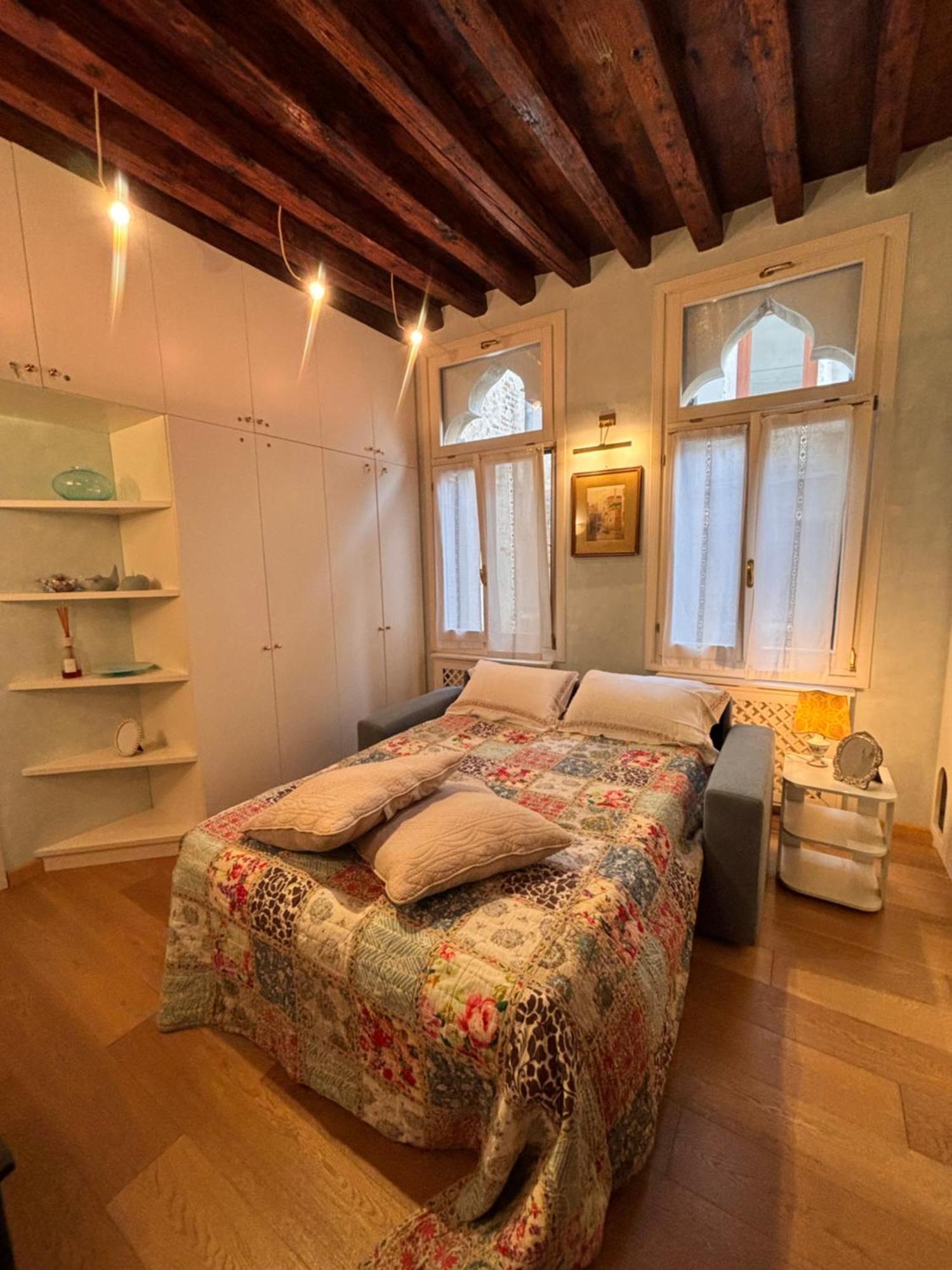 Albrizzi Charme Apartment Venice Exterior photo